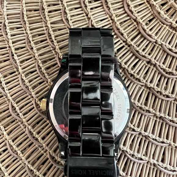 Michael Kors Black Watch - Picture 6 of 7